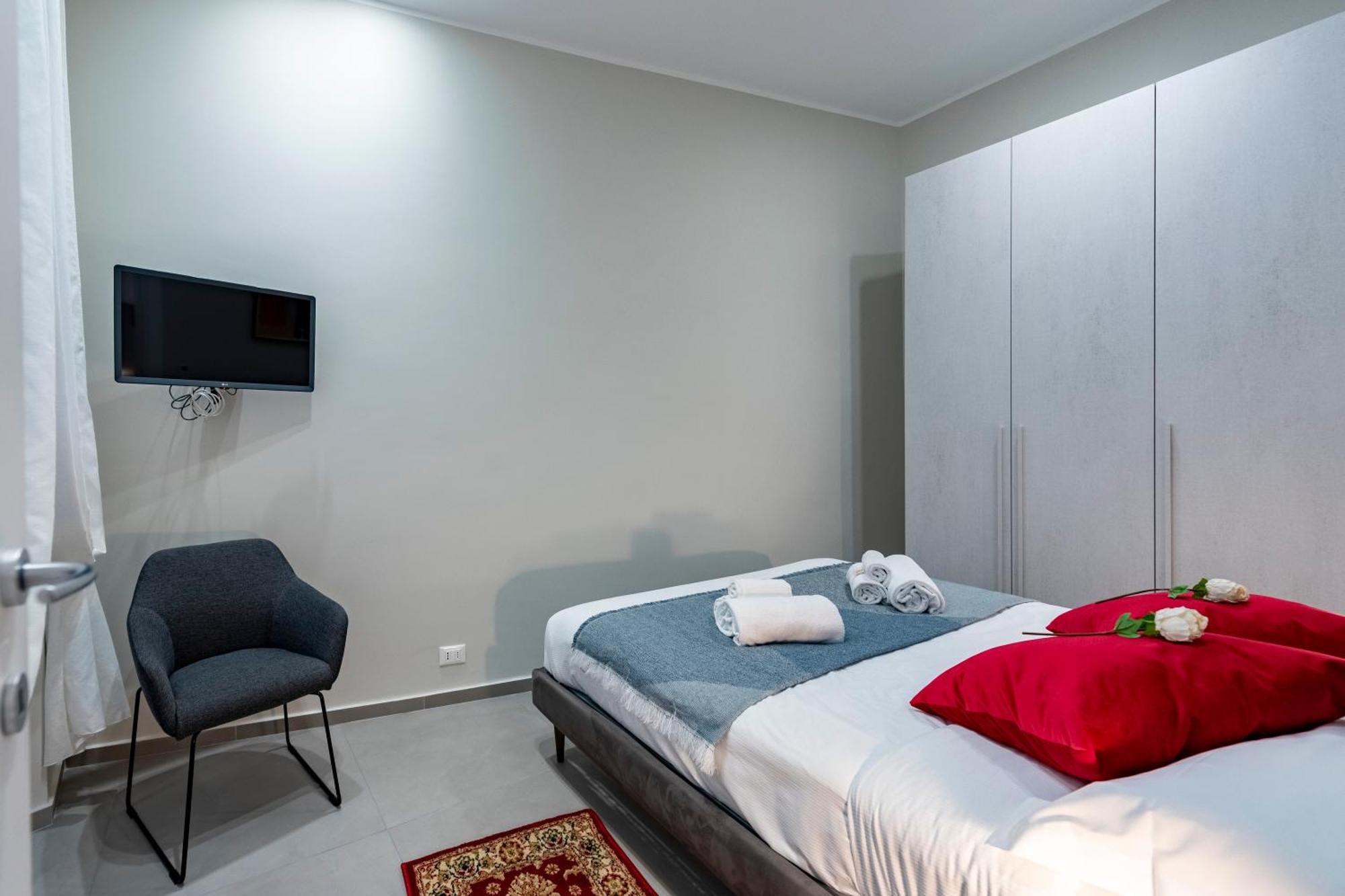 Lovely Flats In Historic Center - Happy Apartamento Génova