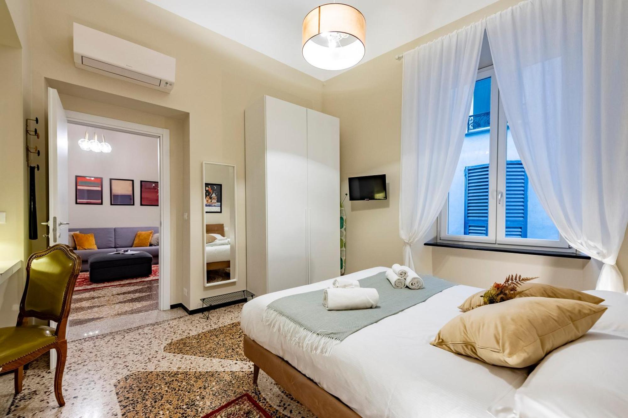 Lovely Flats In Historic Center - Happy
