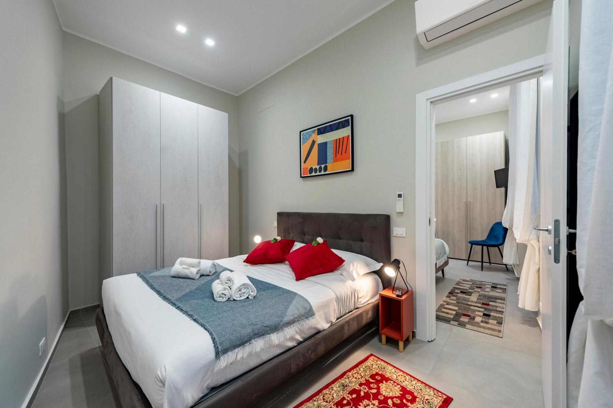Lovely Flats In Historic Center - Happy