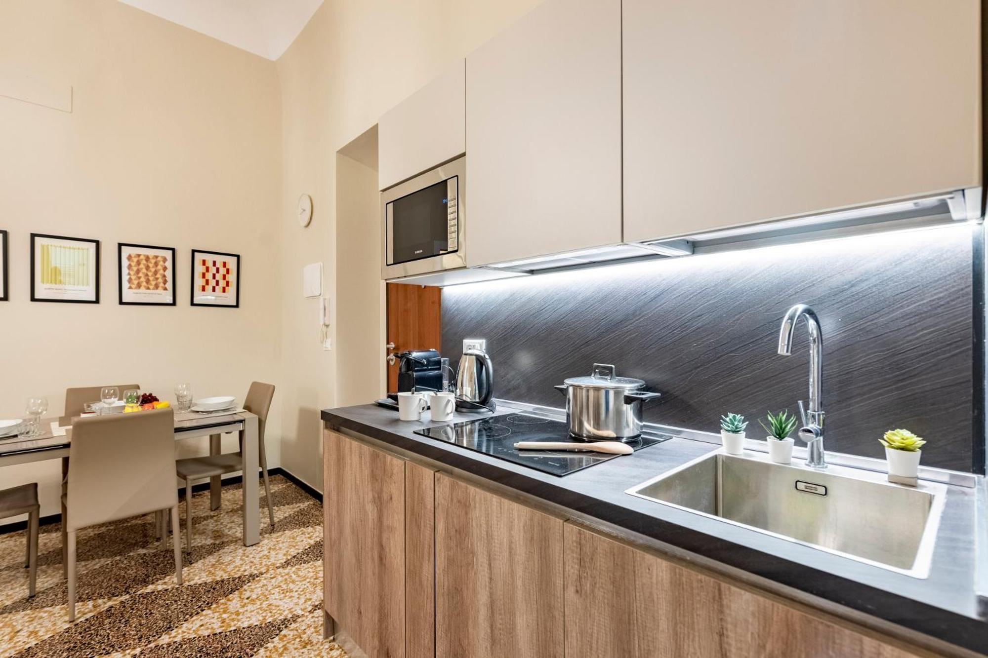 Lovely Flats In Historic Center - Happy * Genova